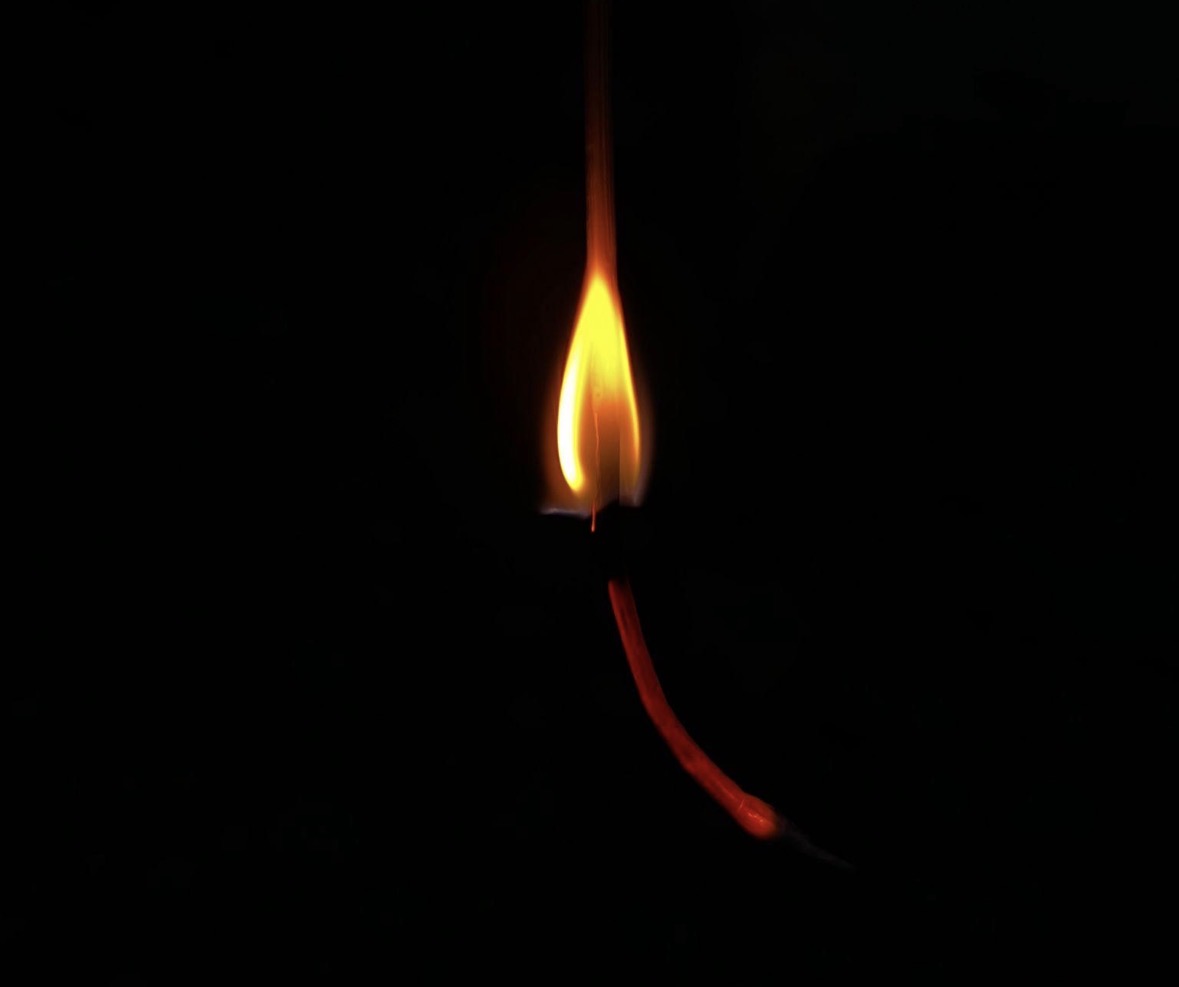 DÜNYAYI YAKMAK İSTEYEN YANIM