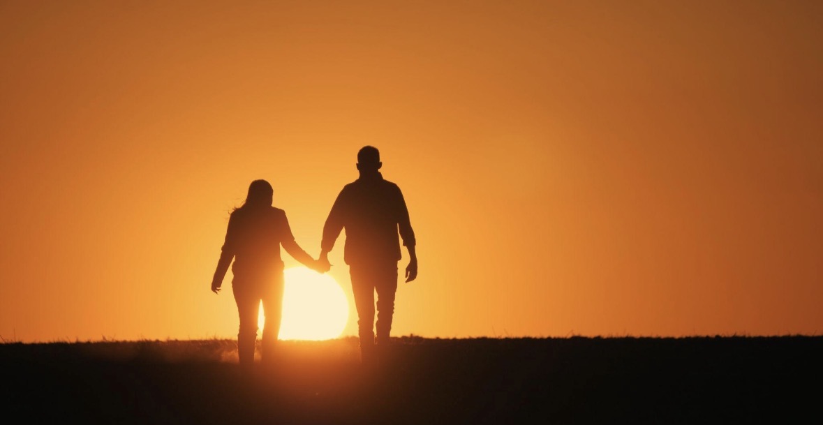 Kadın, Ancak Cahil Bir Erkeğin Evinde Aşağılanır